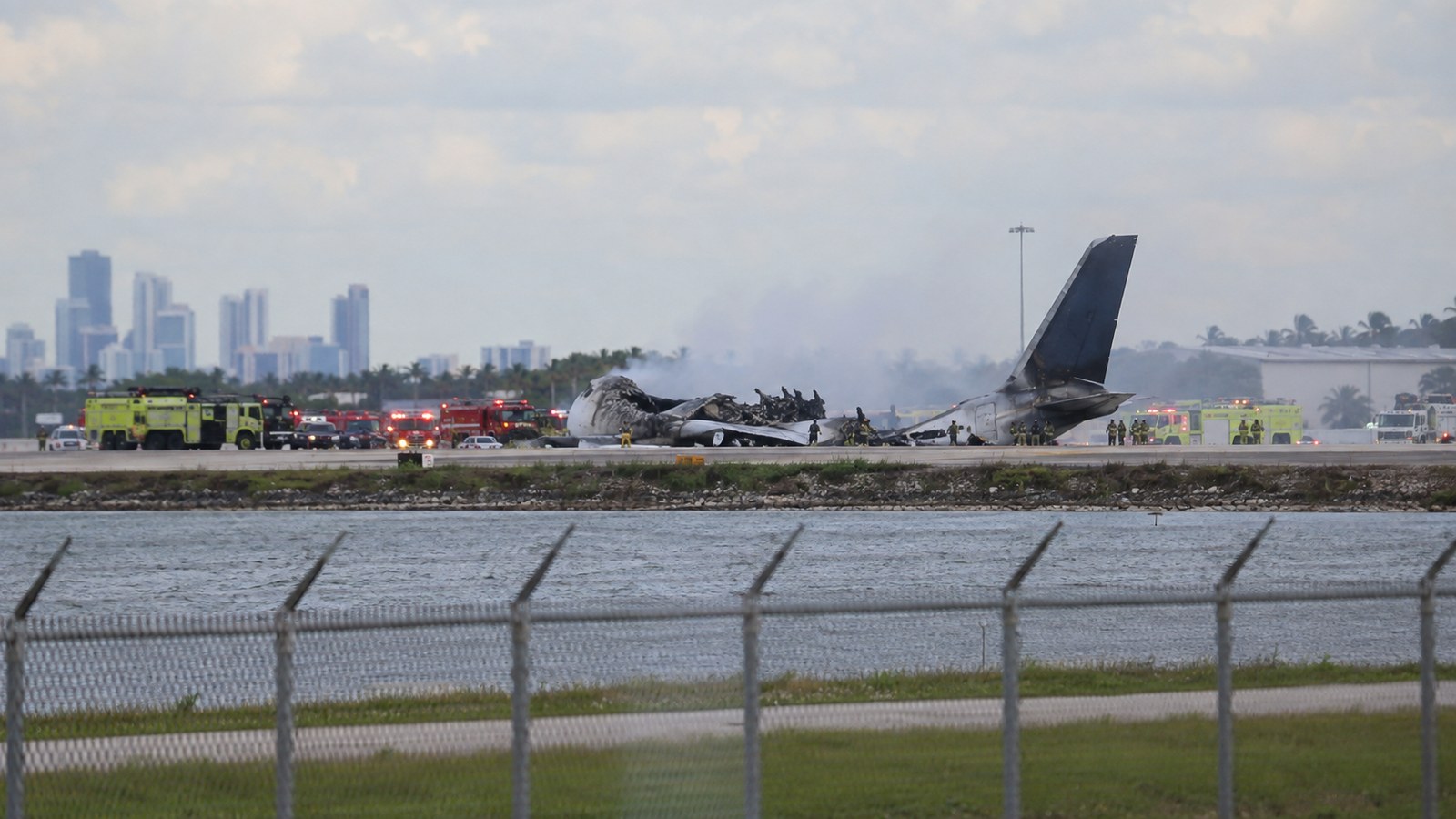 Cinco muertos tras el accidente de un carguero de Amazon Prime Air en Miami